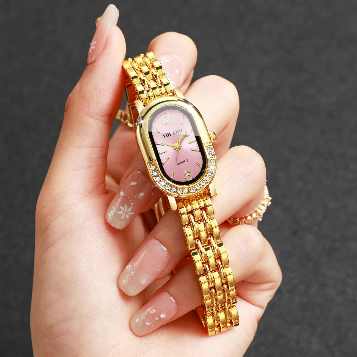 Luxury Watch Case Travel - ساعة كوارتز نسائية فاخرة مرصعة بالكريستال،