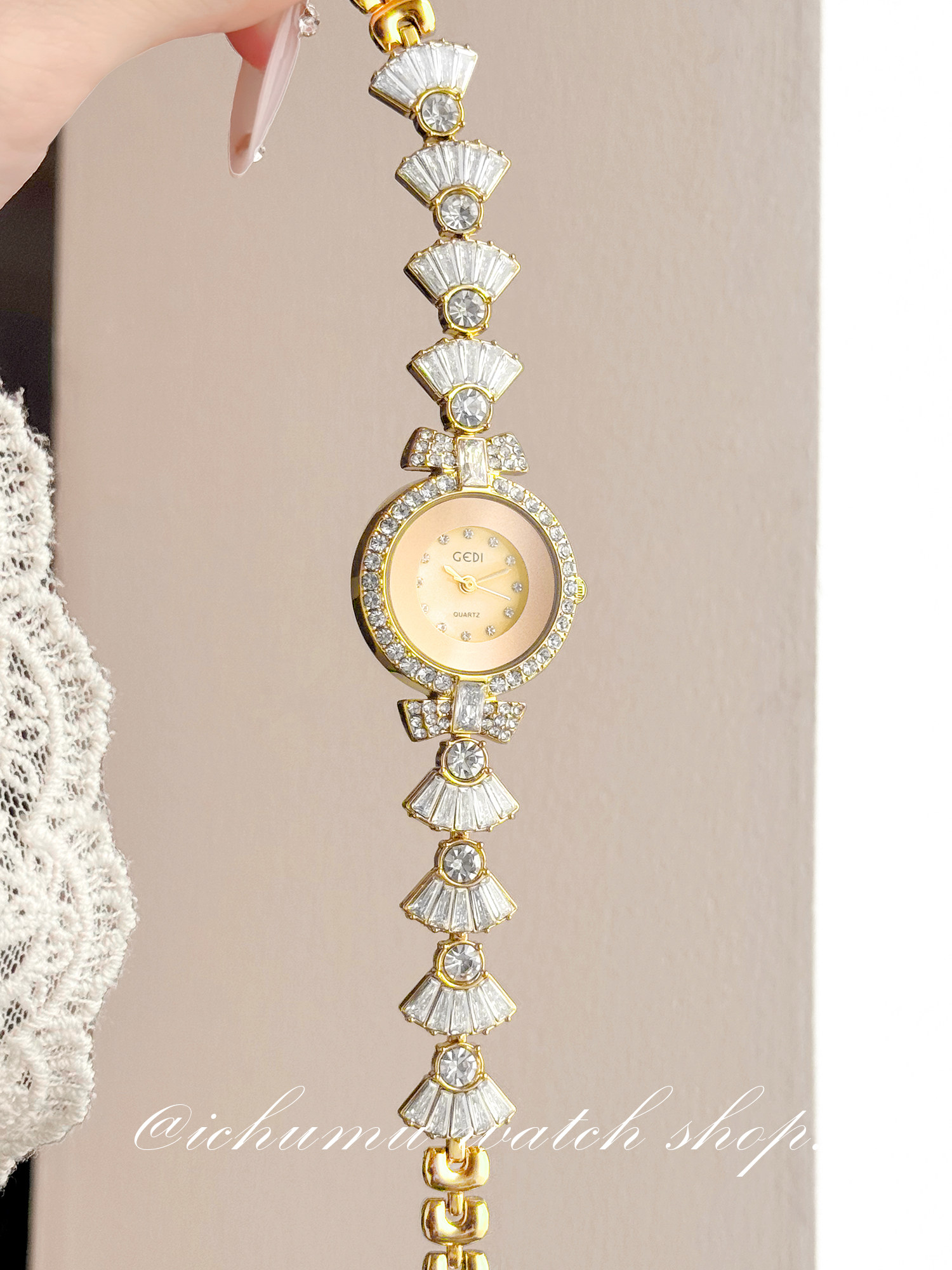 Luxury Watch Diamond - ساعة نسائية بتصميم حورية البحر، فاخرة