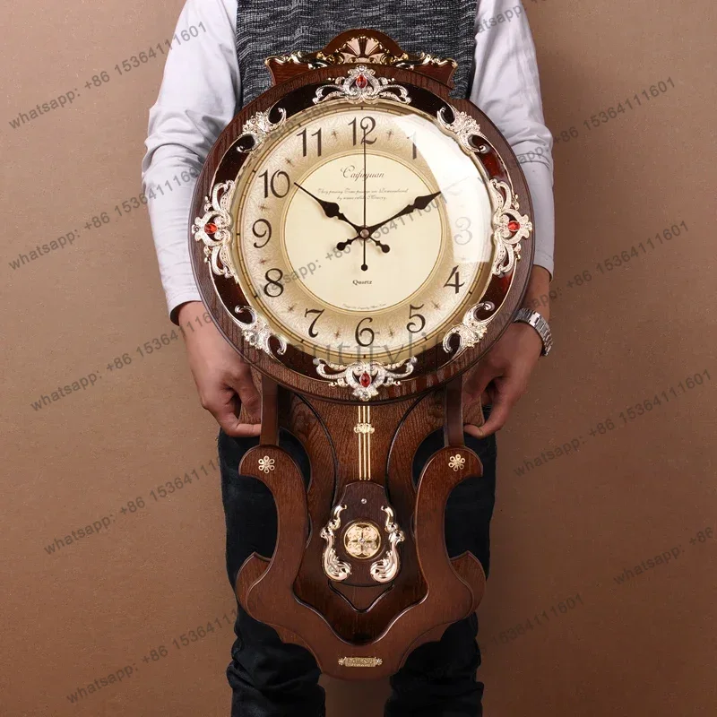 ساعات حائط خشبية عتيقة صامتة م - مراجعة Luxury Watch Europe وسعره
