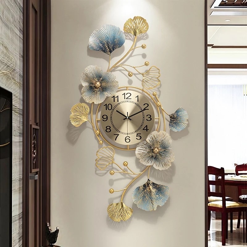 ساعة حائط كبيرة بتصميم عصري مع - مراجعة Luxury Watch Europe وسعره