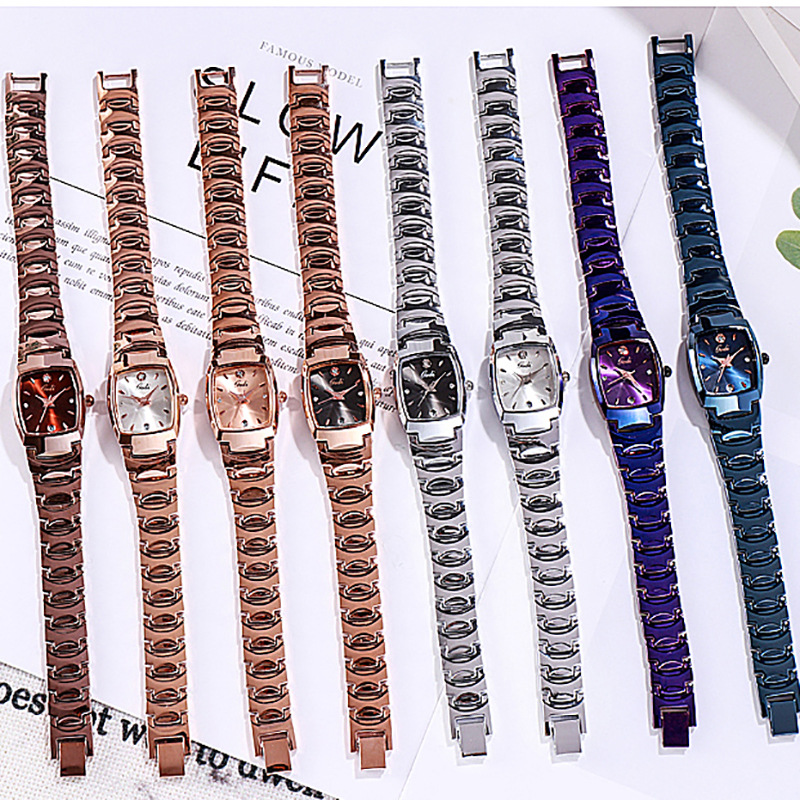 ساعة نسائية فاخرة من ماركة ممي - مراجعة Luxury Watch Green وسعره
