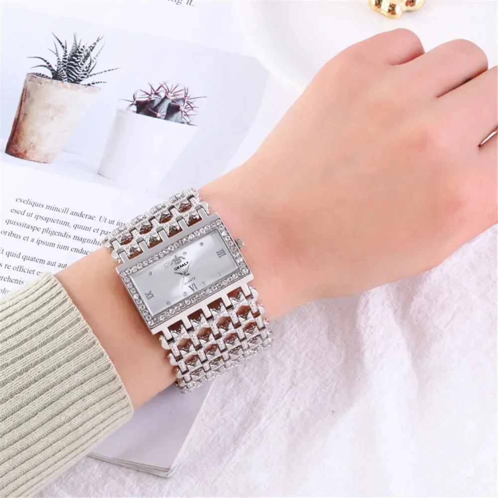 ساعة كوارتز نسائية فاخرة مرصعة - مراجعة Luxury Watch Diamond وسعره
