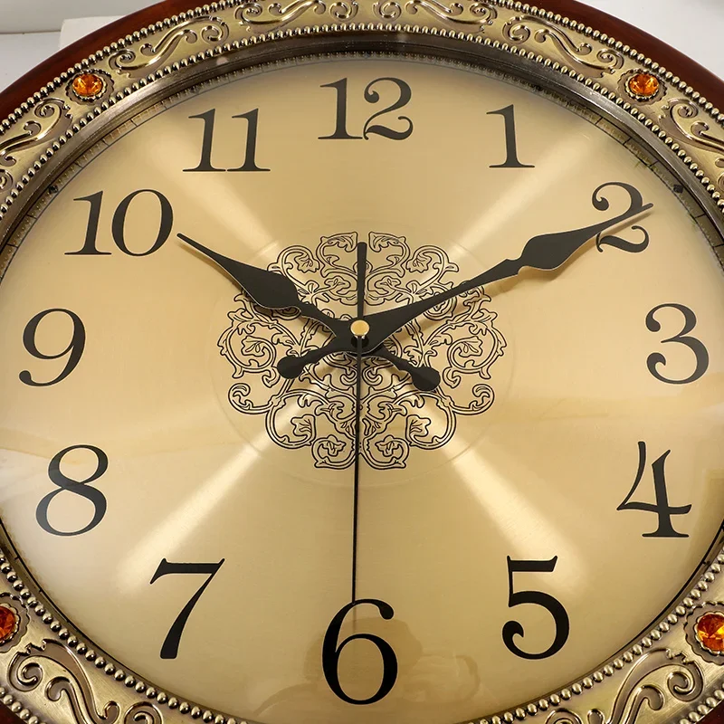 ساعة حائط خشبية فاخرة معدنية ر - مراجعة Luxury Watch Europe وسعره