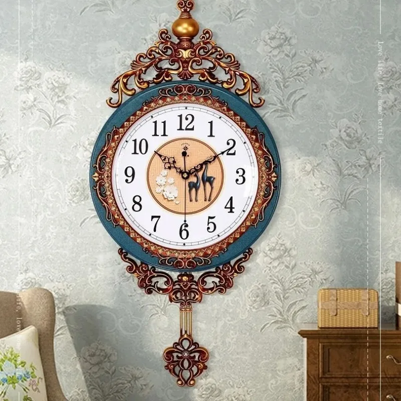 ساعة حائط ذهبية فاخرة كبيرة لغ - مراجعة Luxury Watch Europe وسعره