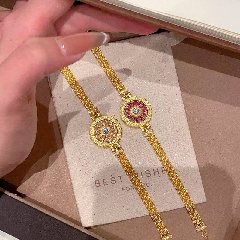 ساعة يد نسائية فاخرة مرصعة بال - مراجعة Compass Watch Luxury وسعره