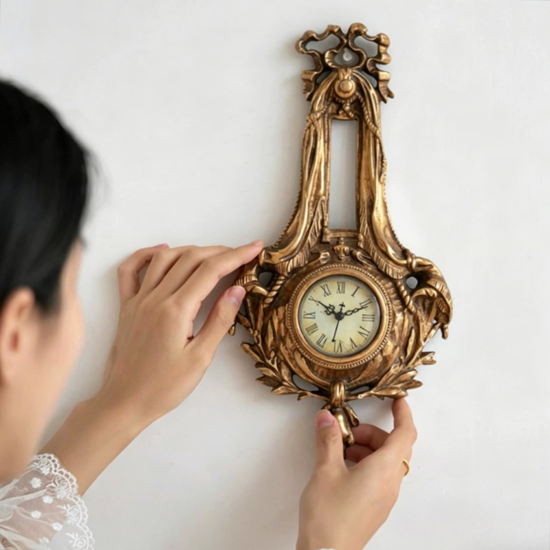 ساعات حائط عتيقة فاخرة، ساعات  - مراجعة Luxury Watch Europe وسعره
