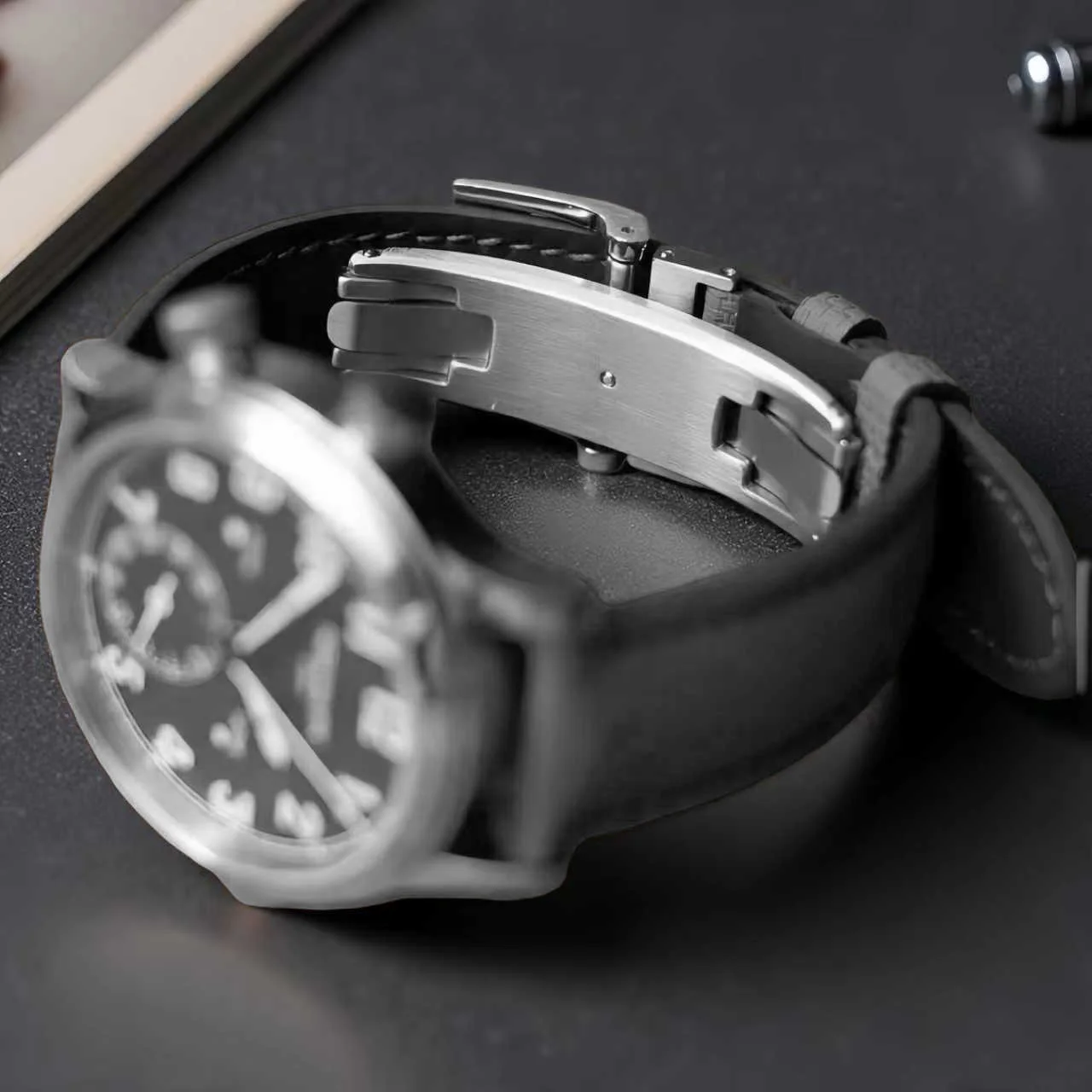 مشبك ساعة قابل للطي، مشبك زنبر - مراجعة Luxury Watch Green وسعره