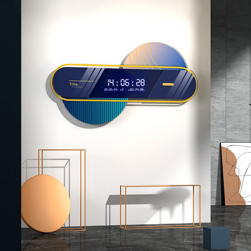 ساعة حائط فاخرة بتصميم عصري، س - مراجعة Luxury Watch Europe وسعره